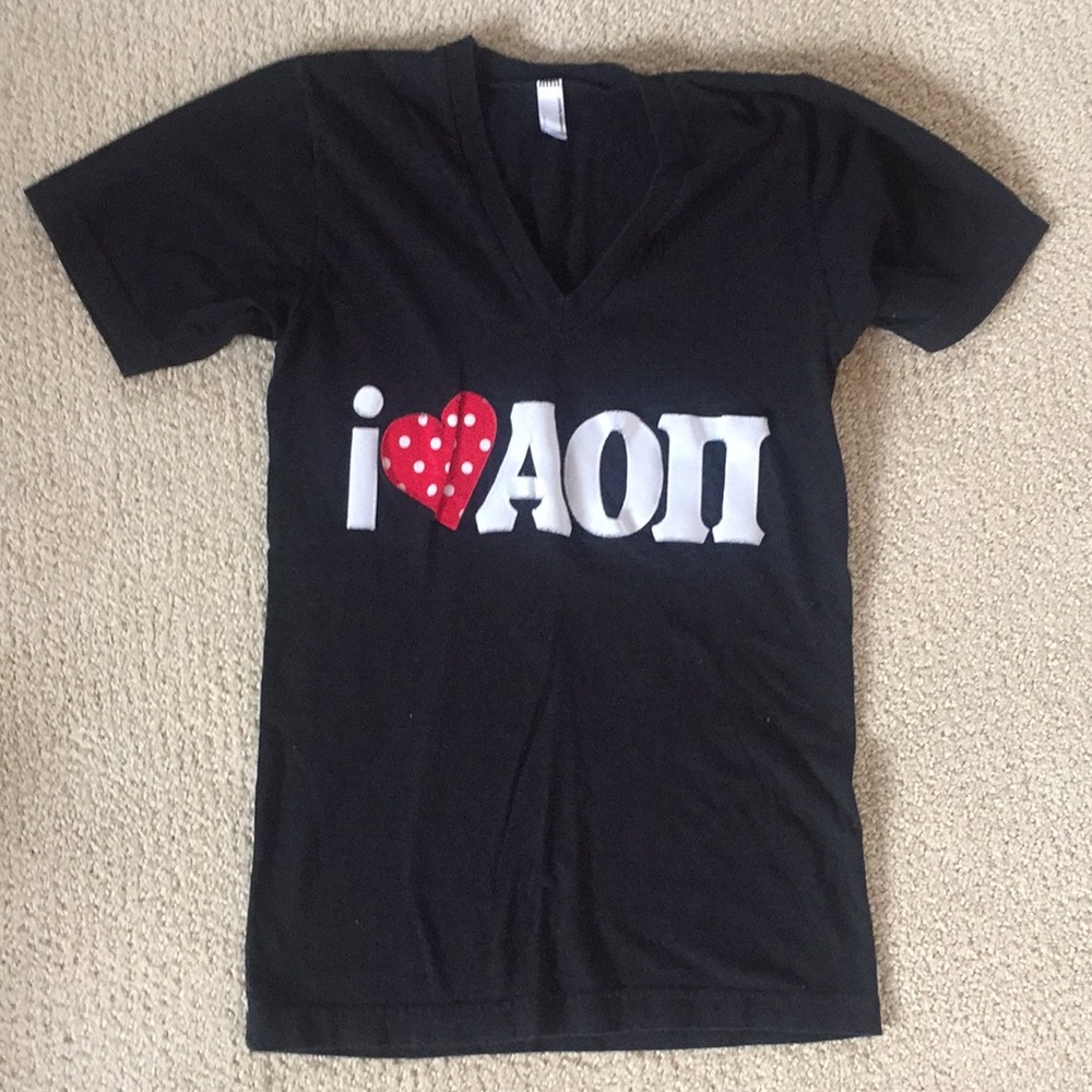 I heart AOII v-neck t-shirt